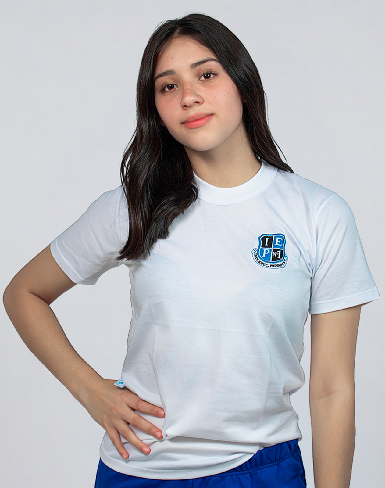 Remera Blanca Manga Corta IEP N° 1 con Bordado Institucional Oficial
