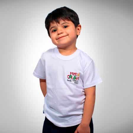 Remera de Jardín Mundo de Colores con Bordado Institucional