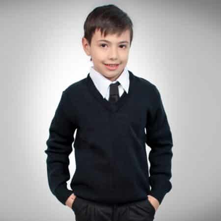 Pullover Escolar Tejido Escote en V